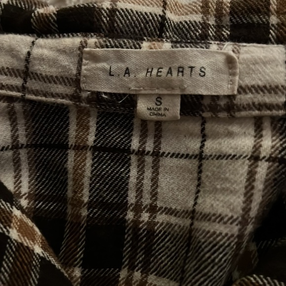 Flannel - Picture 3 of 4